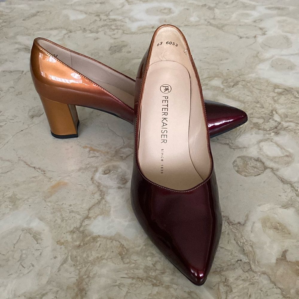 Peter Kaiser As New Patent Leather Metallic Pumps
